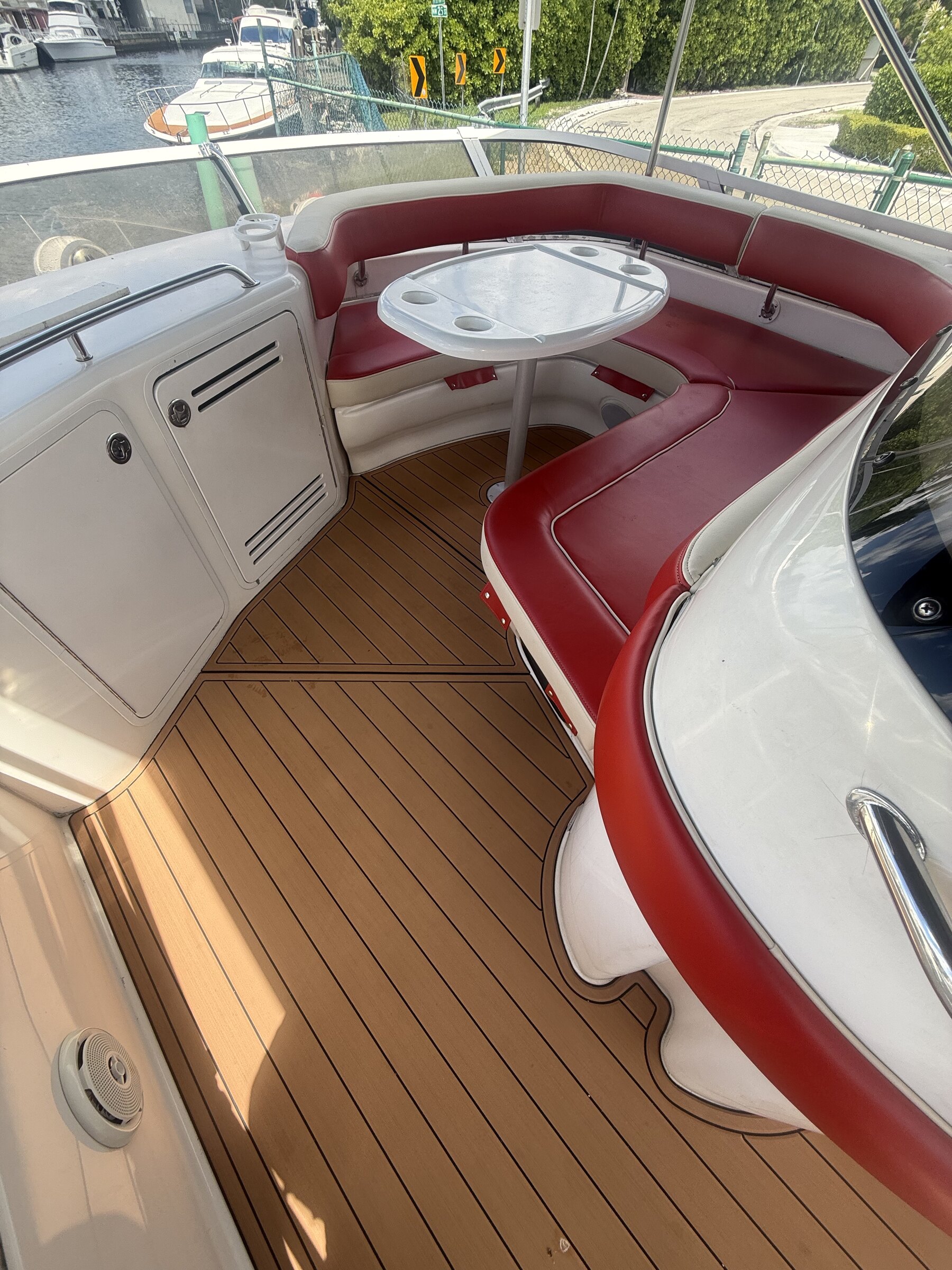 Sea Rey 50" Flybridge — image 3